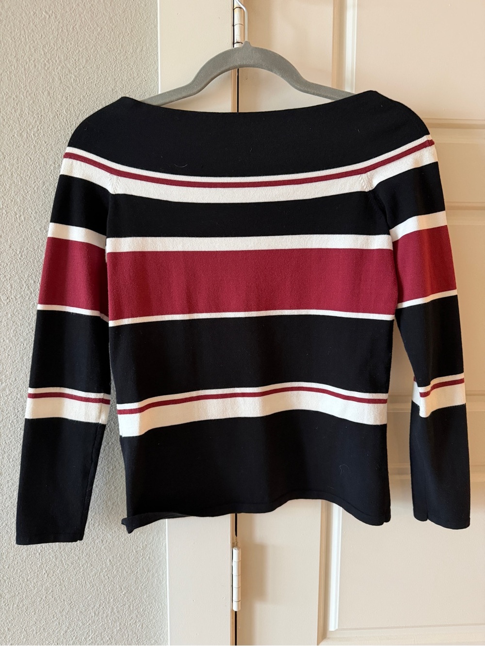 Veronica Beard Off The Shoulder Top Audrey Black Cream & Brick Striped Sz Small - Picture 7 of 8